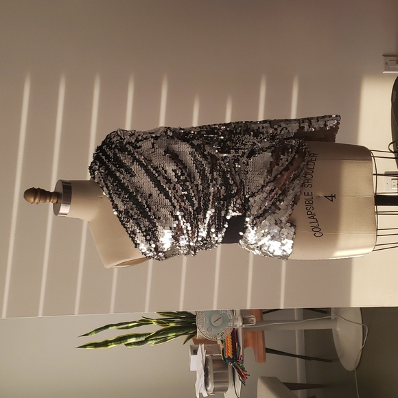 Carven Sequin Top - Picture 2 of 8